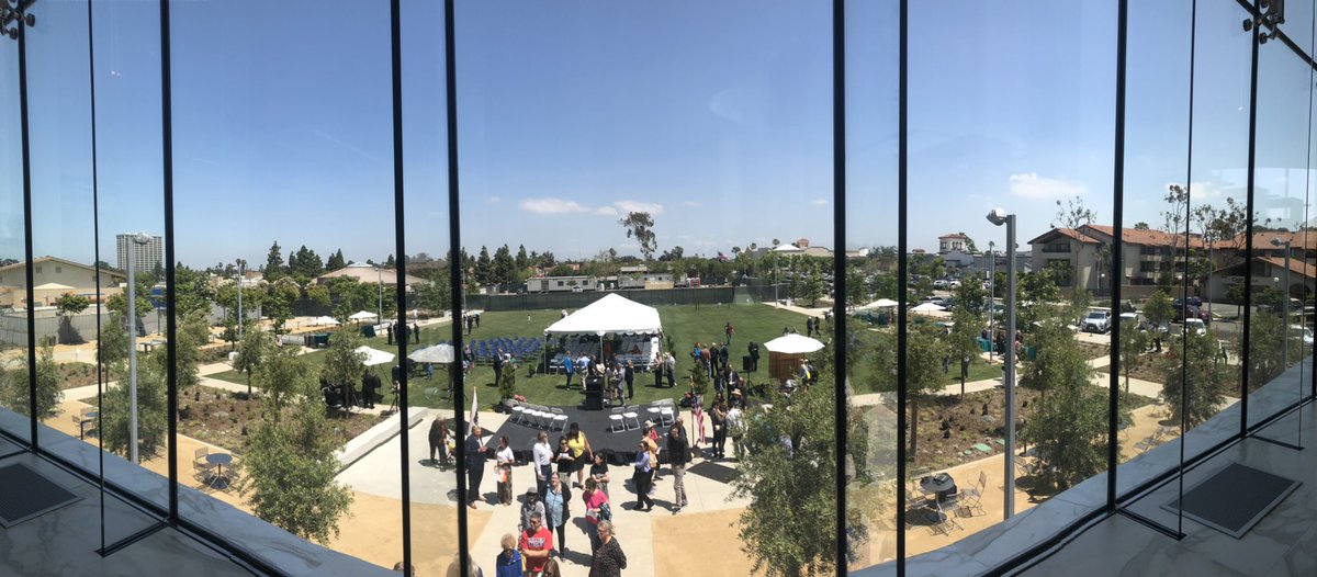 nickryanchen's tweet photo. Yesterday we celebrated the opening of the new Donald Dungan library in downtown Costa Mesa. It is amazing to see the change here over just the past year, but a reminder that we have so much more left to do. #costamesaproud #westsideCM
Thanks @arlis4costamesa for the edit π https://t.co/sr1j5sMuTn