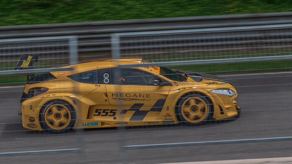 JosefPult's tweet photo. Histo Cup Mozartpreis Salzburgring #histocupsalzburgring #histocupaustria #salzburgring #bmw325challenge #youngtimer #susukicupeurpe #josephotography #canon5dmark4 #josepult #pepipult #canonösterreich https://t.co/Vsl7IEHQR8