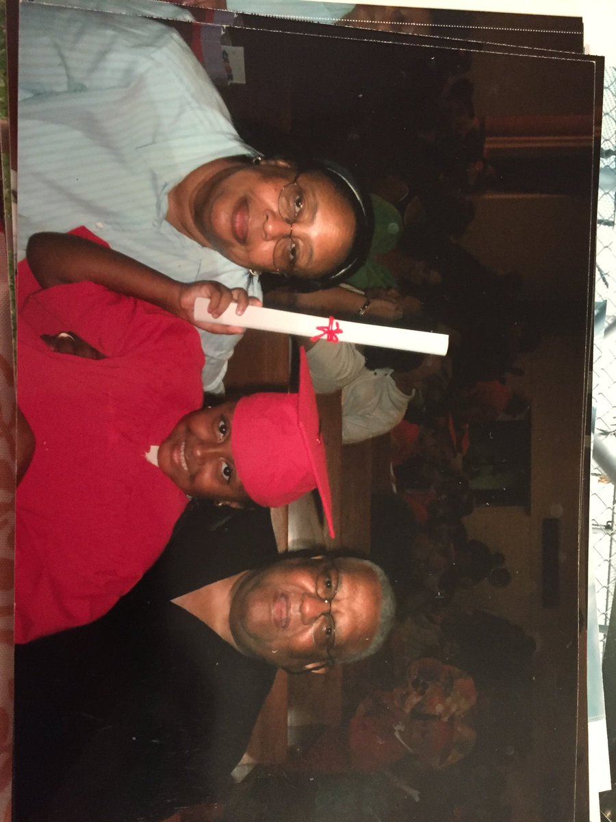 maya_wallace's tweet photo. We always talked about this day pawpaw, and look I made it!! I know you watched down on me from heaven cheering me on like always. Today was for you, I love you pawpaw💜 https://t.co/YPhOkIDM1d