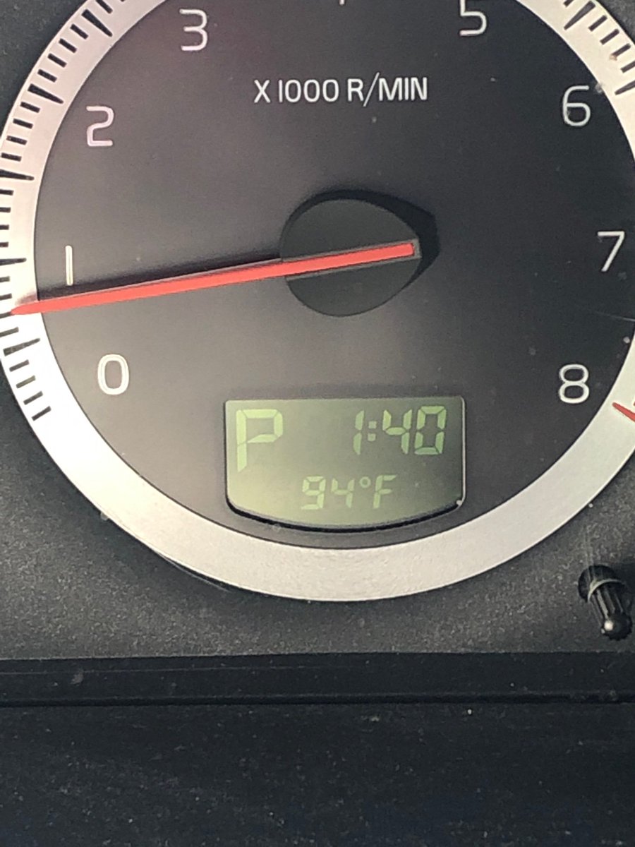 MkeMetroWx's tweet photo. @Mark_Baden @NWSMKX @Tom_Wachs @LindseySlaterTV @CBS58Drew @RebeccaSchuld @ajWxMan it was toasty getting into my car today!!!!! #its2hot #actime https://t.co/T0zj7HqPvd