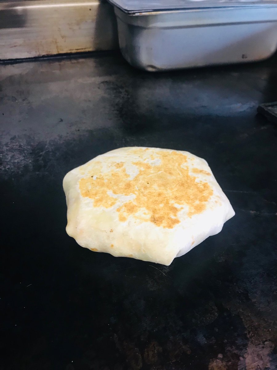 msmacncheeseyyc's tweet photo. Ms mac is cooking up new menu items today  
Taco Takeover 11-7 Sunnyside https://t.co/AoaAEJ1oL3