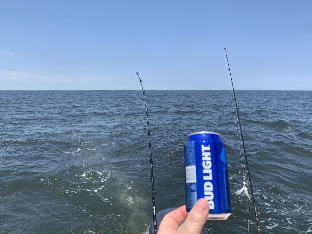 sgibbs97's tweet photo. @jakeown you don’t always catch a big one but you can catch a cold one #catchacoldone https://t.co/UBLpMMPZAJ