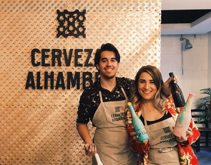 red_soles's tweet photo. @Alhambra_Es @cocolia Genial el taller, muchísimas gracias por traer profesionales que tanto admiramos para actividades tan creativas y divertidas, acompañadas de una Alhambra fresquita.... de diez (o veinte) ❤️ #Jardincervezasalhambra #jardinesalhambra https://t.co/kNHnFl71Do