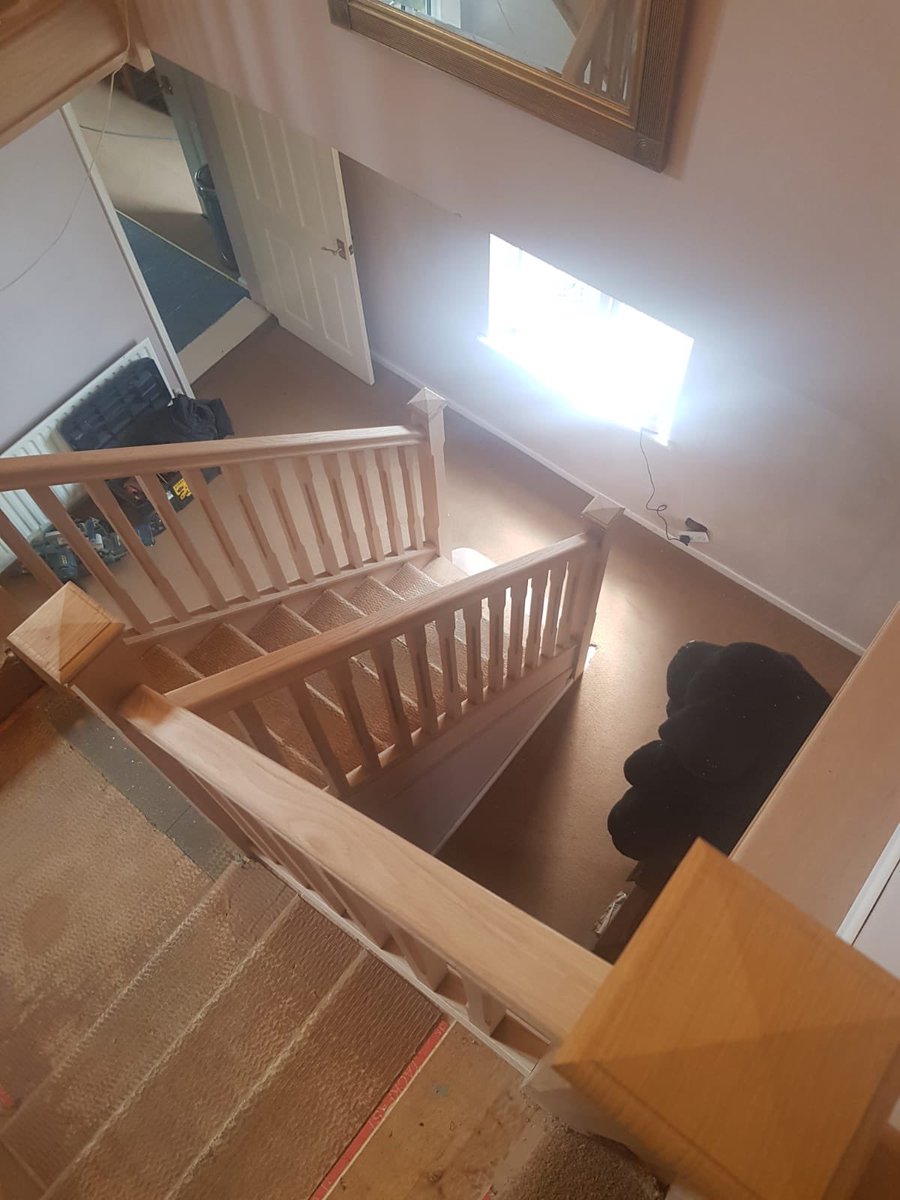 #carpentry 
#joinery 
#stairs
#staircase
#stairporn
#oak
#woodworking
#woodjoints 
#woodwork 
#design 
#build 
#handmade