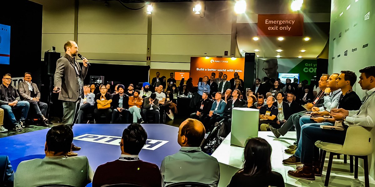 RecornApp's tweet photo. Recorn pitch @ Collision conference Toronto.

#RecornApp #Collision2019 #CollisionConf #Toronto https://t.co/egN0vn4ryX