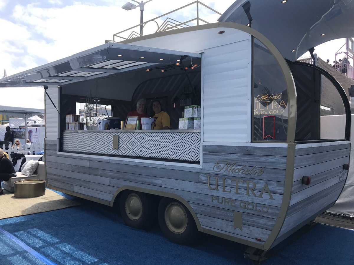 Happy weekend! Come share a toast for charity! There’s some great new features in the Charity Beer &amp; Wine Garden at Fiesta Hermosa!! 🍺🎉