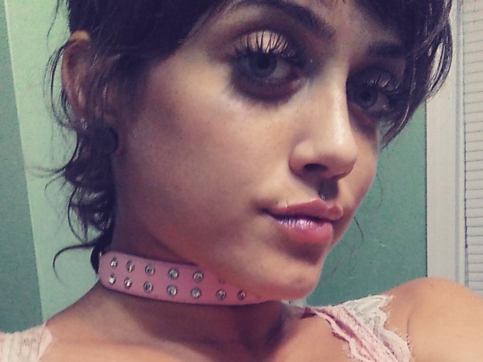 I'm online right now on skyprivate (live skype show). my private profile: https://t.co/khs3f89oLi Please<a href="/tag/camgirl"class="tags"><span>#camgirl</span></a>