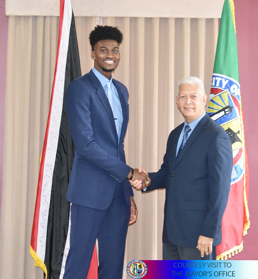 POS_Corp's tweet photo. American Professional Basketball player, Jonathan Isaac, of the NBA's Orlando Magic, paid a courtesy visit to His Worship, the Mayor of Port-of-Spain, Alderman Joel Martinez on May 24th 2019.
#NBA #OrlandoMagic #JonathanIsaac #Basketball #POSCorp #PortOfSpain https://t.co/O89ge3rXvN
