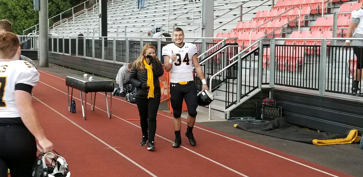JTrewet's tweet photo. So proud of your hard work and passion. Congratulations on your PLU graduation today. #PLUGrads https://t.co/Jwuj2bhfxH