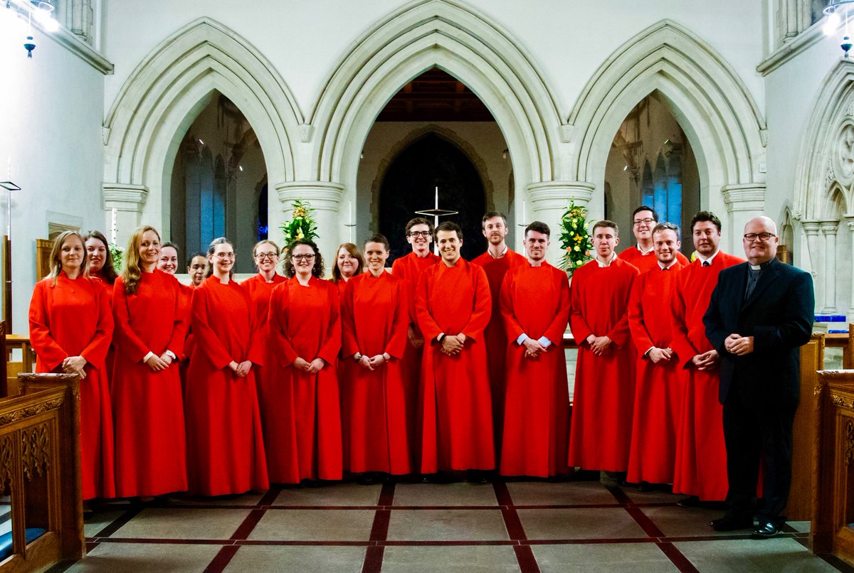 stmaryswansea's tweet photo. Photos from this evening’s excellent concert of Choral Classics performed by the choir of St Martin-in-the-Fields, Trafalgar Square https://t.co/MtVuujlsWZ