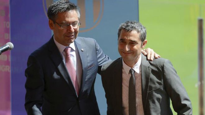 TheCataIanGiant's tweet photo. Bartomeu: "Valverde has a contract. Today's defeat is not his fault." https://t.co/sruxZnR3EF
