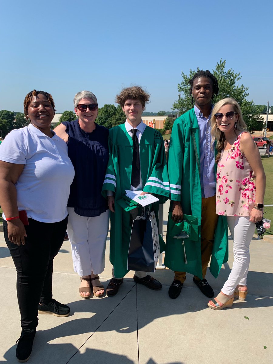 ProjectGO_SDPC's tweet photo. “You don’t have to see the whole staircase, just take the first step”~Martin Luther King Jr. #ProjectGrads #Congratulations #nextstep #keepclimbing (pt 2) https://t.co/SLBVWQQ2Fz