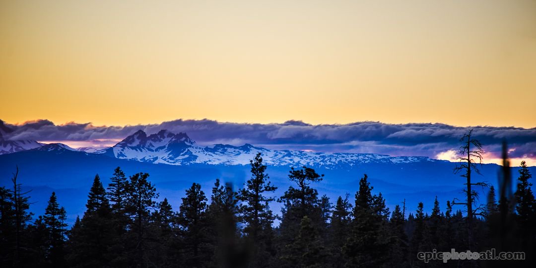 "If the sight of the #blueskies fills you with joy, if a blade of grass springing up in the fields has power to move you, if the simple things of #nature have a message that you understand, #rejoice , for your soul is alive." - Eleonara Duse
.
.
.
#quoteoftheday #oregon #sunset