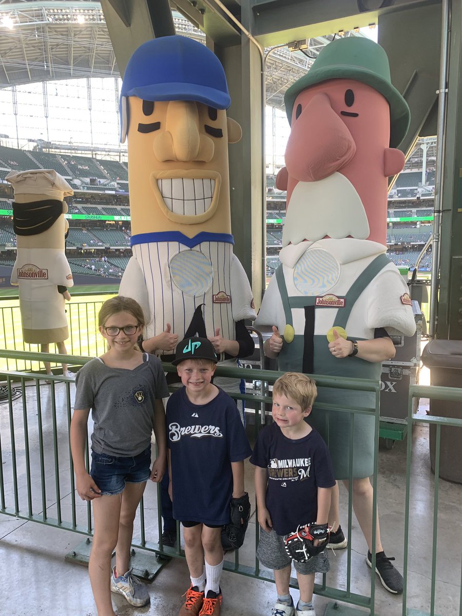 elzipp's tweet photo. Birthday game! G is 6 today. #ThisIsMyCrew https://t.co/KeLqtxPebD