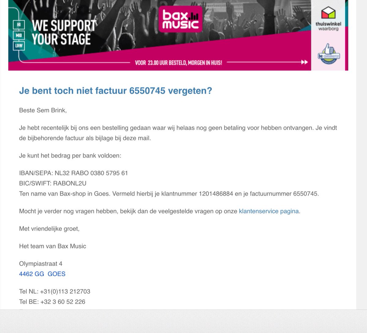 bappmsi's tweet photo. De manier hoe ze deze dagen geld van je proberen af te pakken bij jongeren en ouderen. Man man man zo nep. Al 2de e-mail van deze man / vrouw.. @Fraudehelpdesk @Baxshop https://t.co/I73VlUUJc8