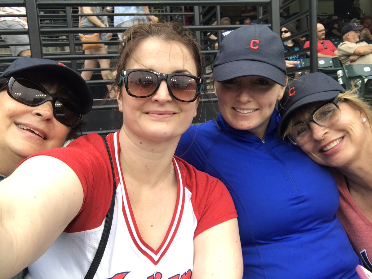 Humanities7ODY's tweet photo. Rain @CLE #tribetown https://t.co/vMYxZgiWGf