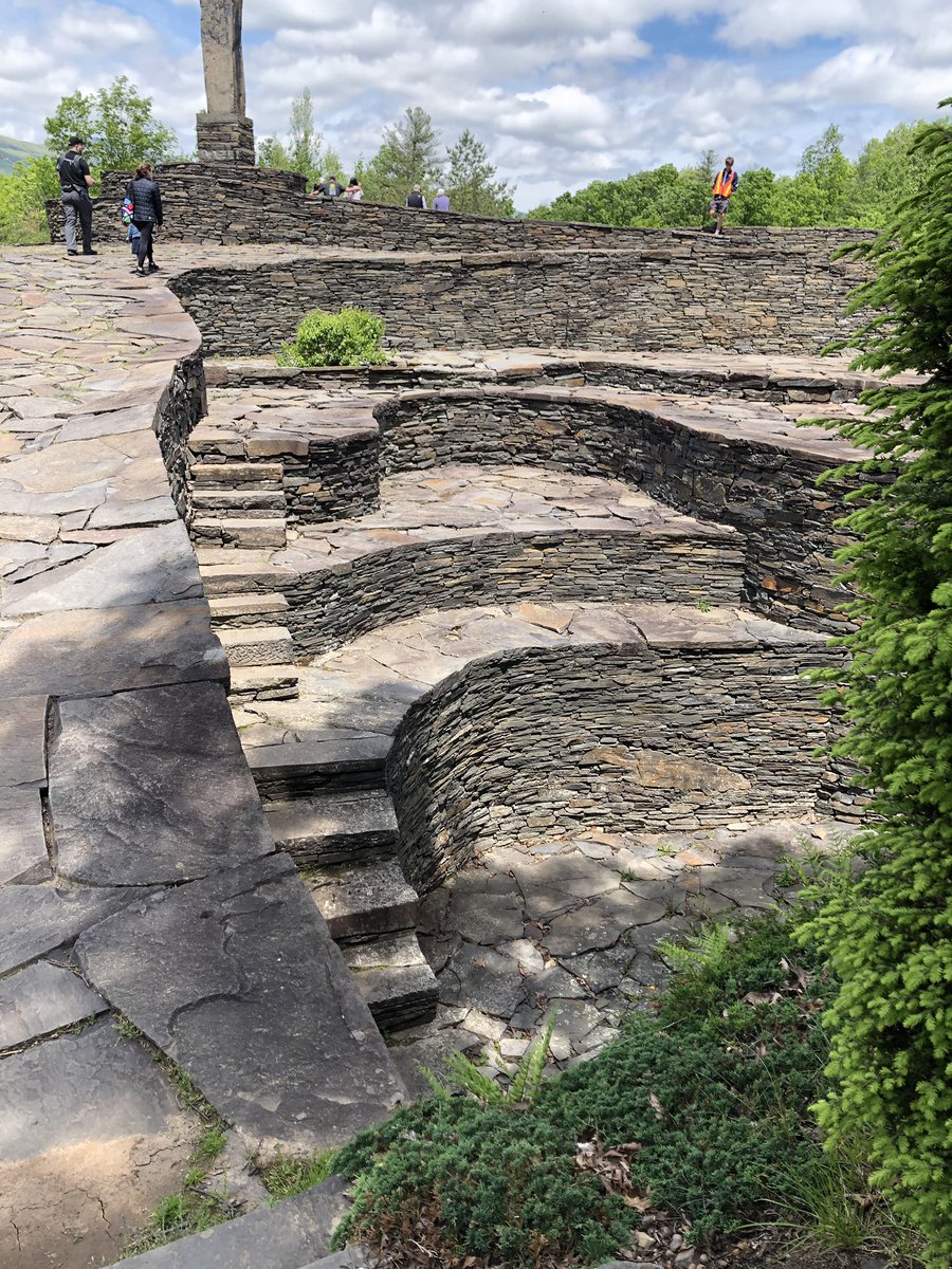 StudioSeeds's tweet photo. #Artist #Sculptor #HarveyFite #Earthwork #Opus40 https://t.co/iyHMWGi4be