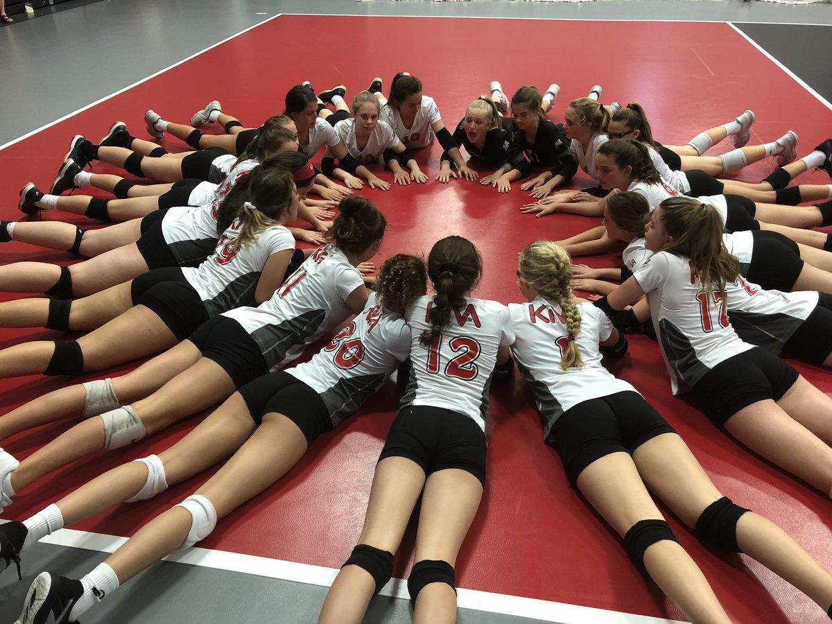 murphyschleug's tweet photo. Before they try to beat each other, they hang together. #KIVA13Black #KIVA13White #KIVAFamily https://t.co/jUqr4k0cXB