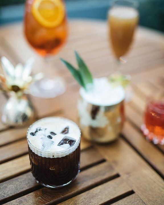 Raise a glass to #summer with a handcrafted cocktail made by one of our talented mixologists. | #rwhotelgeorgia bit.ly/2wlSg1Y