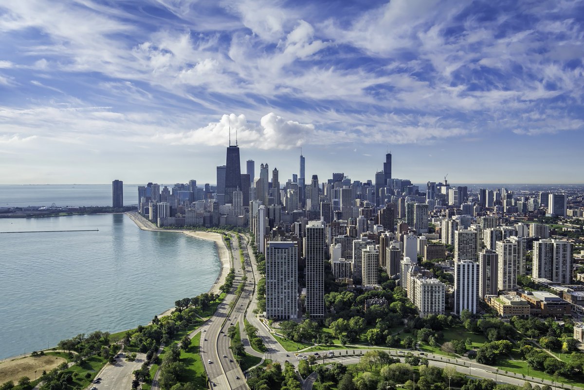 ChiCityColleges's tweet photo. There's only ONE WEEK LEFT to sign up for summer credit classes at City Colleges of Chicago! Make your summer a learning experience by registering today.

To register, go to https://t.co/tcgBi2Gi5E or visit your college to sign up for classes in person. #SummerOfCCC #EnrollCCC https://t.co/SY2IFVzraU