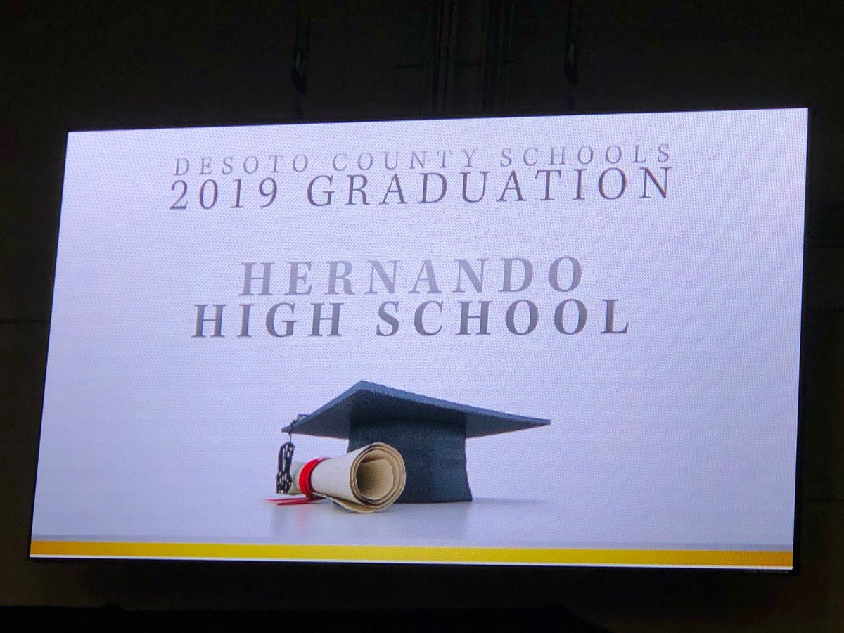 _duanecase's tweet photo. Congratulations to the Class of 2019! You did an amazing job today. You will be missed. #teamdcs https://t.co/O8661ocFcg