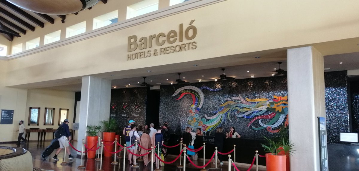 ZuiteMx's tweet image. Elegiste la mejor opción, lejos!! #BarceloMoments #barceloexperience #bebarcelomaya