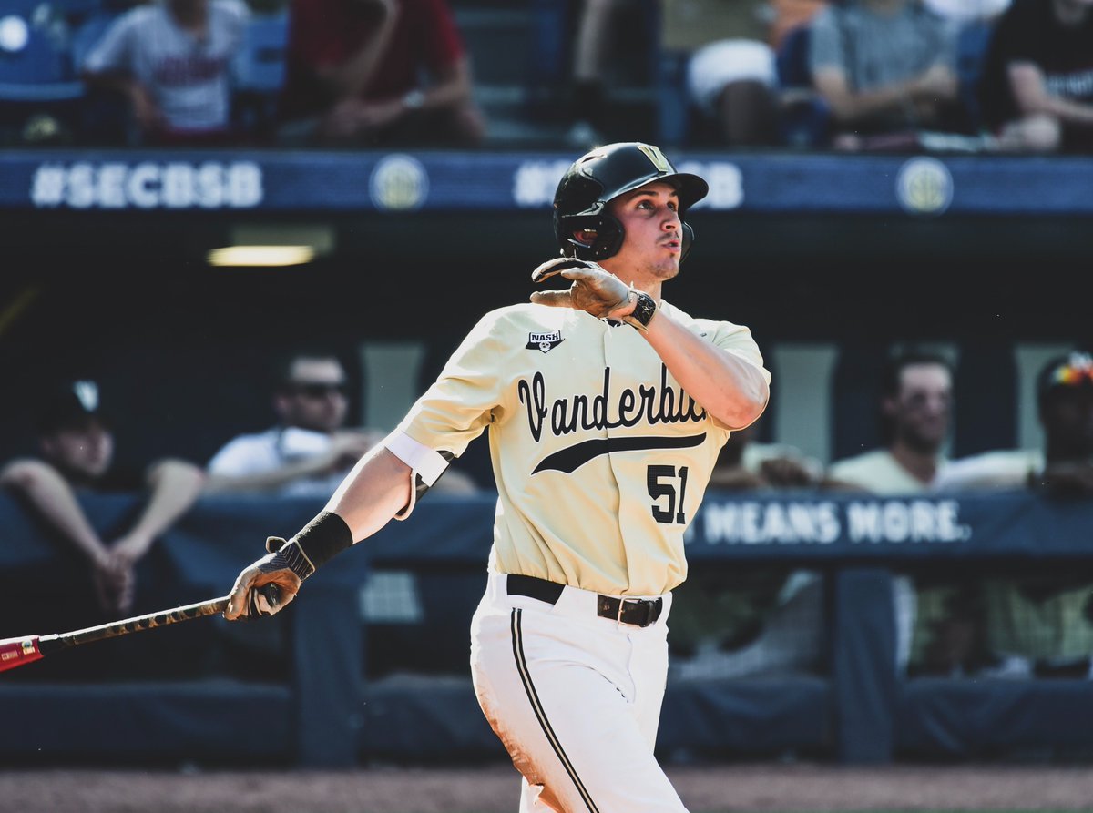VandyBoys's tweet photo. MID 3 » #Bledinger
#VandyBoys 5, LSU 0 https://t.co/uvcIHEdgOP
