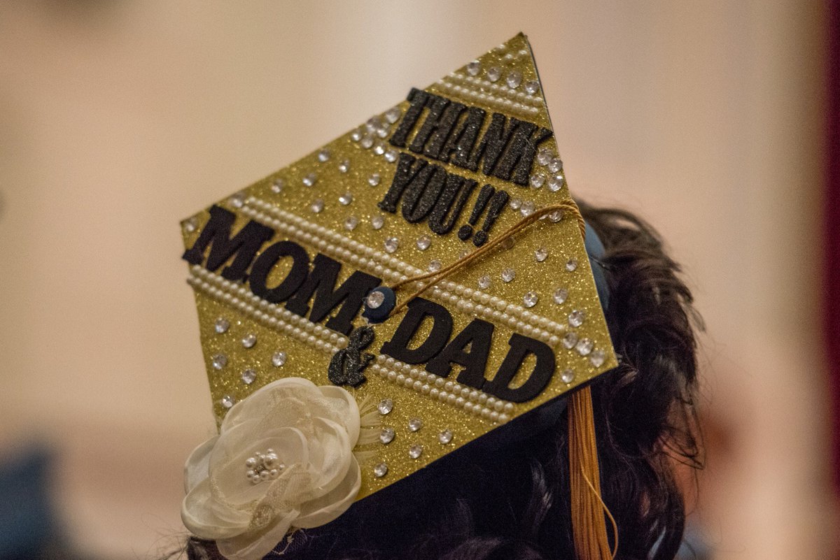 MorelloMikayla's tweet image. Beautiful grad caps... not sure who is wearing them

#MCCgrad  @middlesex_cc 

David Rando Photography
3/?