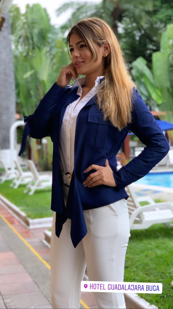 lauramoncadac's tweet photo. Último foro con los precandidatos a la Gobernación Del Valle del Cauca por el Centro Democrático - Juanita Cataño, Francisco Lourido. En el Hotel Guadalajara @hotelguadalajar #centrodemocratico #valle #buga #FelizSabado #Cali https://t.co/LjyUUbKqL3