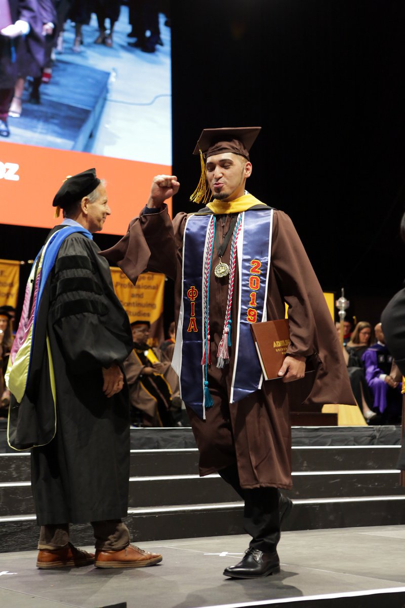 AdelphiU's tweet image. We hope you&apos;re still cheering as new #AdelphiAlumni, Panthers! #AdelphiGrad2019