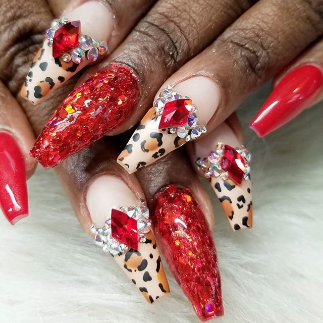 Nailbully's tweet photo. I hope you all are having a great weekend! I know I am. Well here is something for your viewing pleasure! Book your appointments now for next week! Book online https://t.co/BmBKzoxeIs or call 754-400-7528 Come Get Bullied! #nailbully #nailbullybitch #j… https://t.co/Hrs4kZ17FP https://t.co/jUXDii9nPl