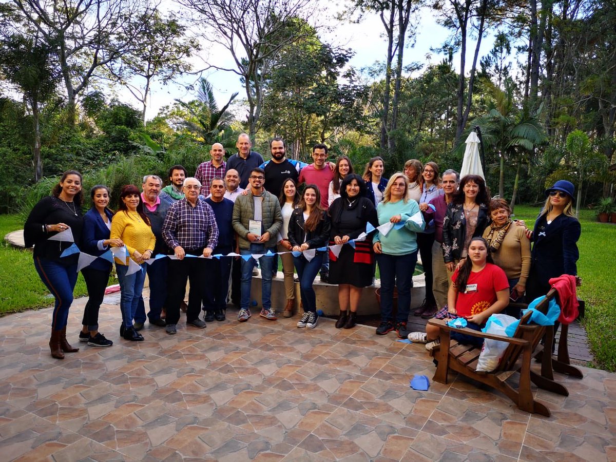 Nuestra gran familia!❣️
Rotary y Rotaract club Ctes Costanera
