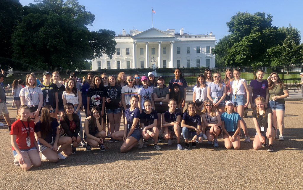 AngelaSnitgen's tweet photo. Hart DC trip at the White House @RCSHartMS https://t.co/sHPZTFlFyO
