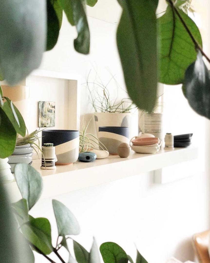 StradellaGroup's tweet image. one of the many reasons why we love the eastside... local shops like @acorneaglerock are the perfect place to find beautiful and chic home goods to fit all of your interior design needs. This native Angelino mother-daughter duo has it all!   instagram.com/p/BxxaAB0HeJ3/