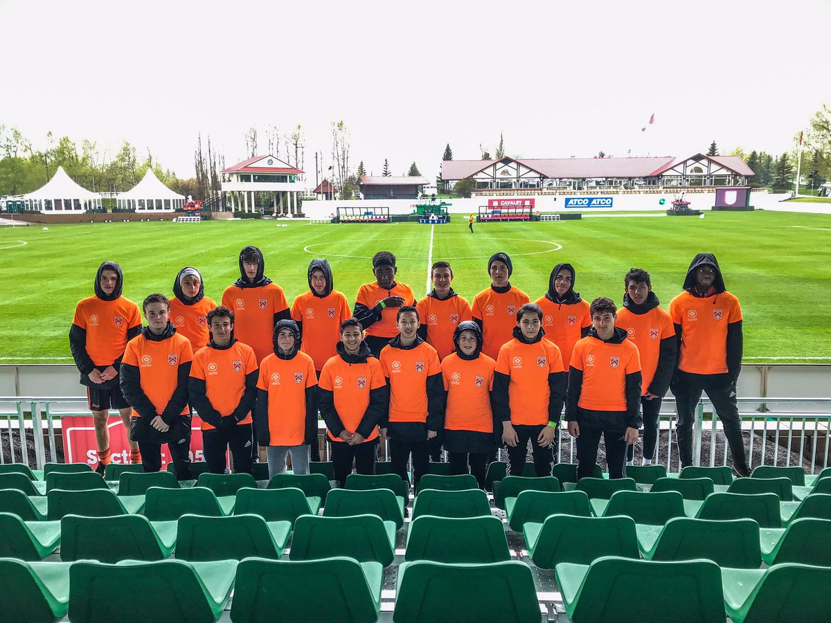BlizzardSoccer_'s tweet photo. Blizzard SC02, SC04, &amp; Barcelona 05 boys lending a hand at the @CPLCavalryFC vs @HfxWanderersFC match. #Ballers #CtrFlag #GameDaysWeWearOrange https://t.co/II9qRfdDgG