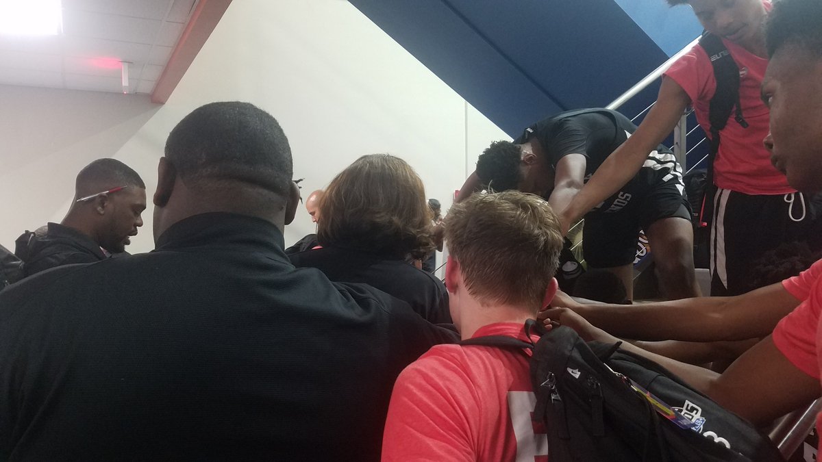 bluffcitylegend's tweet photo. Bluff City 16s win to go 2-1 for session...next game at 930 p.m. https://t.co/K5HSmMd0Wz