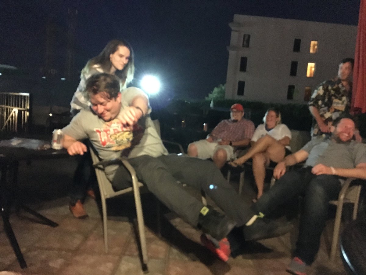 VentchatBoston's tweet photo. Un-asked-for foot massages
Romanians
King hats
Ball cameos
ADVENTURE
#ventchat4life https://t.co/AuDf0lAJuX