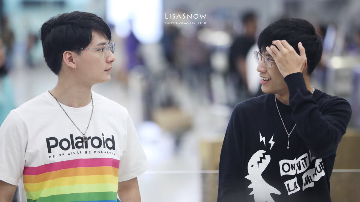YASA_1230's tweet photo. |190526| 
@kristtps @stjinx_maya 嘿嘿嘿
#KristSingtoFminVietnam 
#ทีมพีรญา 
#SingtoPrachaya 
#KristPerawat https://t.co/mT1KgkjIDB