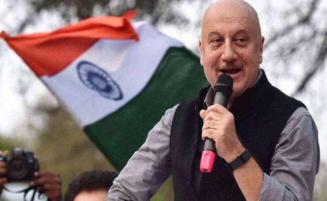 DailyO_'s tweet photo. .@AnupamPKher: Stop scare-mongering on Modi and freedom! If you're talking so much of 'freedom of expression', you do have it! | @rohitedavid | https://t.co/bNvtWs22Y3 https://t.co/4szKECxnBX