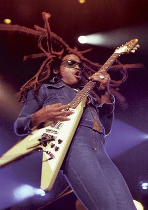    HAPPY BIRTHDAY Lenny Kravitz                                    