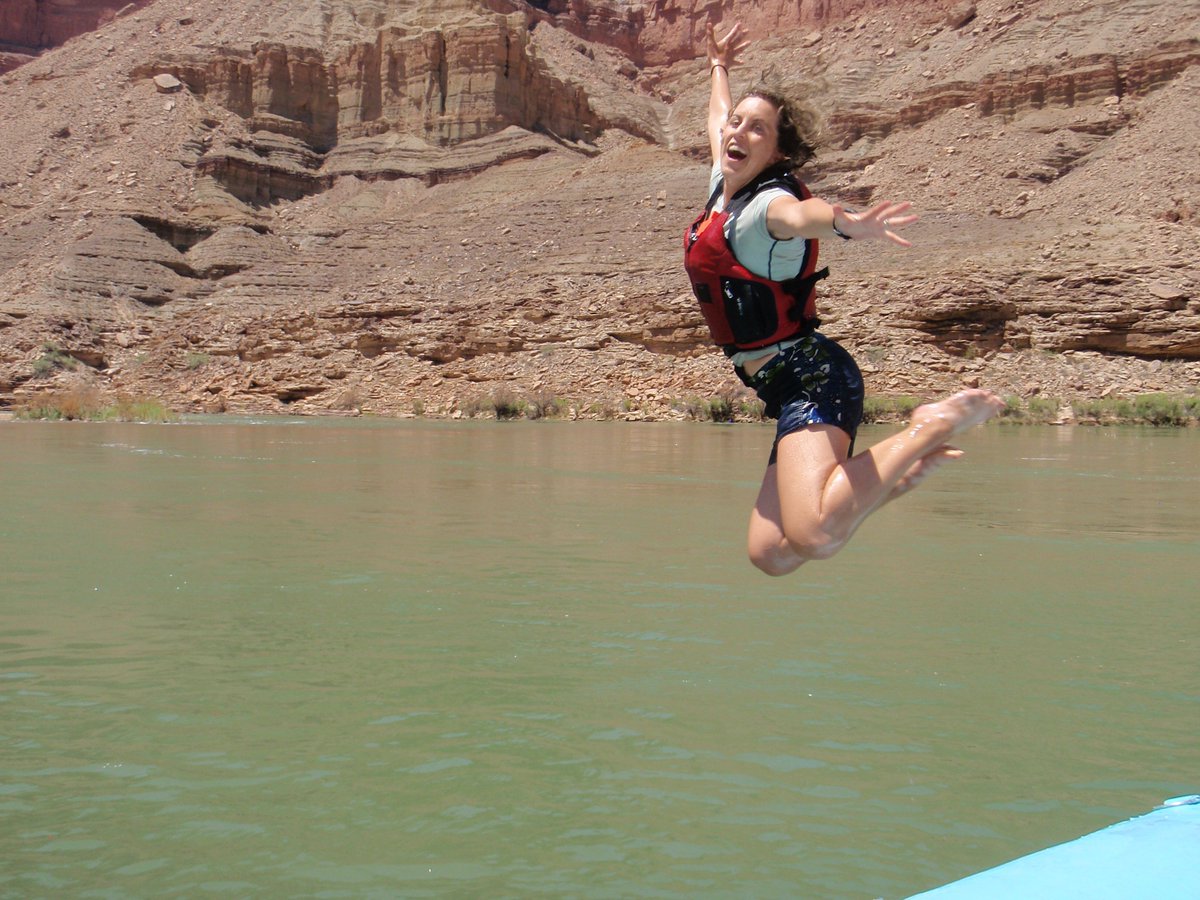 Bookish_Wendy's tweet photo. #Debut19Chat Day 31:
Where can you find me? Funny story, I'm out rafting some crazy southwest river right now, far away from civilization and wifi. Yes, I did schedule this tweet, thanks for asking. But I'm sure I'll be back soon. And then...you can find me here. I promise. https://t.co/MebeSvylIw