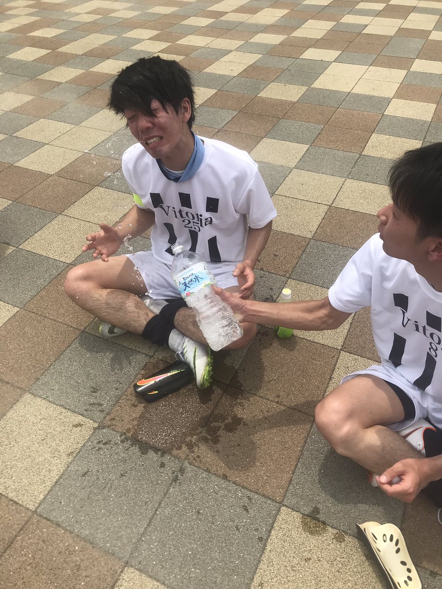 _fcVitoria2016's tweet photo. 令和1年 5月26日 日曜
犬山リーグ1部 開幕戦
vsダッコルド
１3➖0 ドン勝ち⭕️
得点者
小澤 輝 ✖️4得点  (元 犬山高校)
伊藤海都 ✖️3得点 (元 誉高校)
辻 洸太朗✖️2得点 (元 誉高校)
栗本達矢✖️2得点  (元 一宮工業)
夫馬 駿✖️1得点      (元 誉高校)
江村 陵太✖️1得点  (元 誉高校)
⚽️⚽️⚽️⚽️⚽️���️⚽️⚽️⚽️ https://t.co/wcTefwucNi