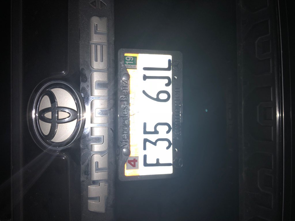 fhsproject2019's tweet photo. Your interior lights are on in your vehicle. https://t.co/7LgFFppRoh
