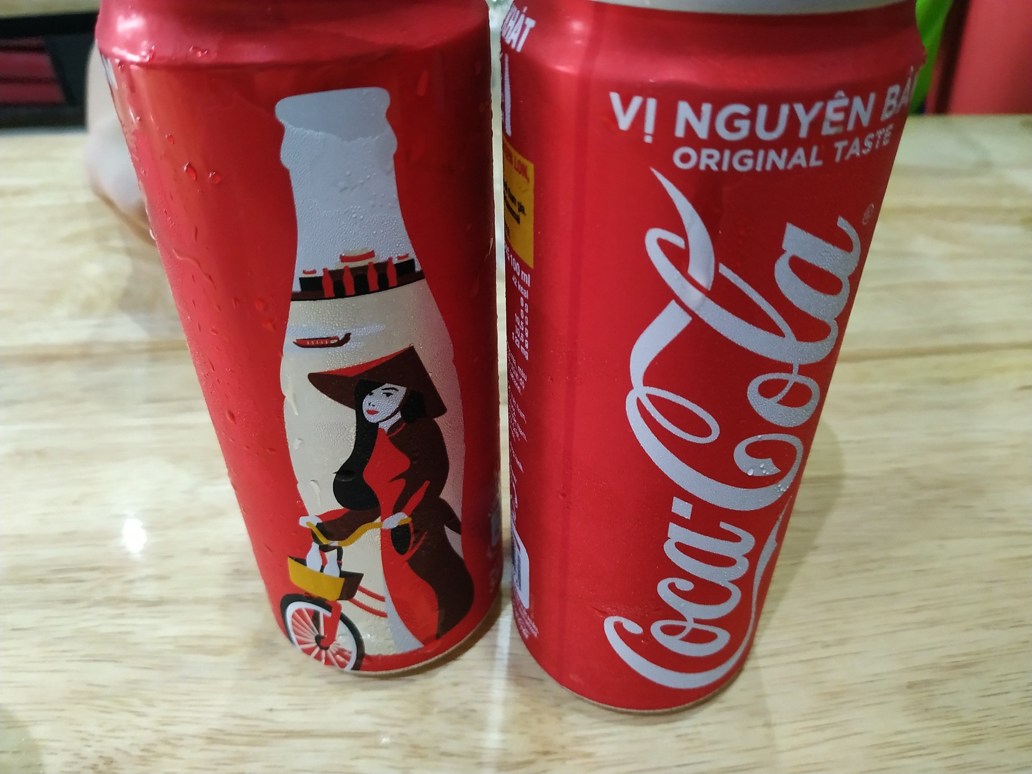 今井淳一 ハノイ こんな可愛いコカコーラのデザイン ベトナム ハノイ T Co 90hycnlhrp Twitter