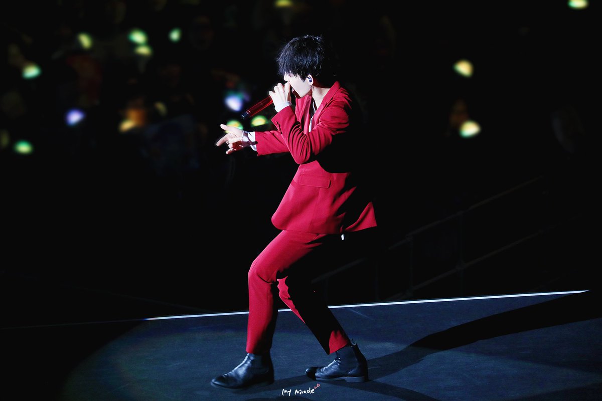 S_COUPS_SAVE's tweet photo. 190228
a powerful man indeed 🔥🔥🔥
#세븐틴 #에스쿱스 #SEVENTEEN #SCOUPS  
출처 ( @MM_SCOUPS 님 💕 ) https://t.co/LI4zybtgqU