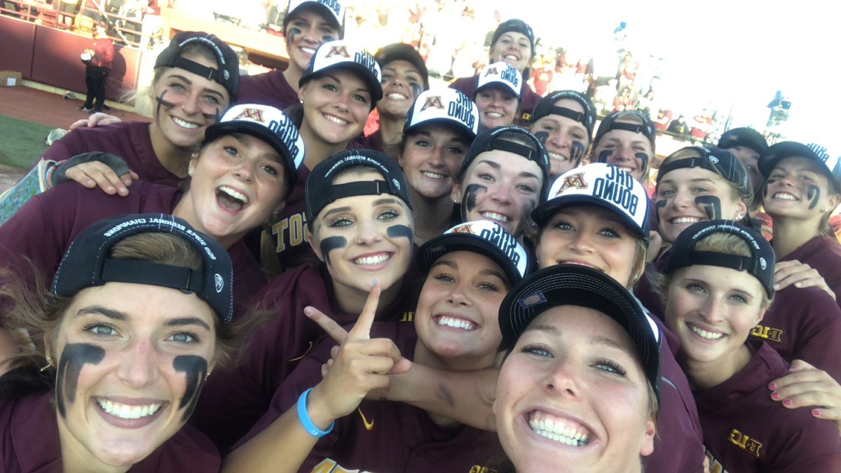 AlyssaReina1's tweet photo. We done did that 〽️ World Series bound! https://t.co/7x27TyfVkO