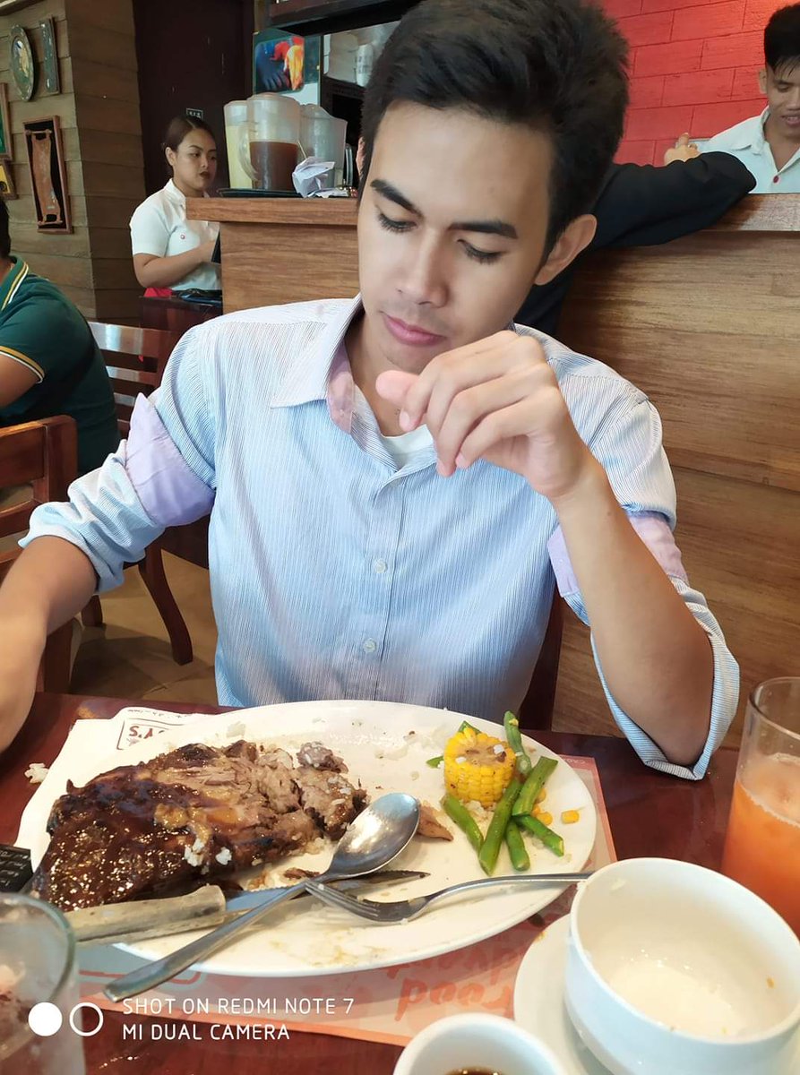 camilleepc's tweet image. CONGRATULATIONS BROTHER!!! 🎓🎉🎈
#FutureChemist #USCTC