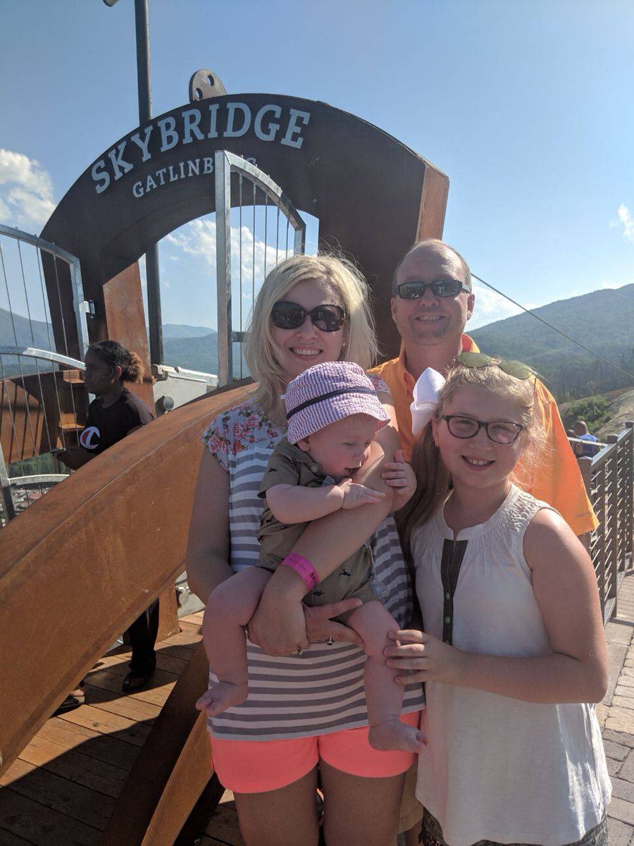 Great day in #Gatlinburg ⁦@TravelGburg⁩ plus #TheMooreFamily got to experience #TheSkyBridge!! This is all because of the Freedoms and Liberties that #AmericanVeterans have made possible!! #PerryCountyPride ⁦@TNAlumnus⁩ ⁦@DrMarkGreen4TN⁩ #SomeGaveAll