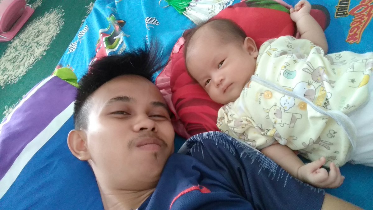 aaaaliw tweet picture