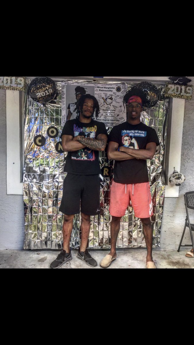 JeremyWebb321's tweet photo. Congrats on Graduating HS, and on West Virginia Lil Cuh. Proud of ya more than you know, frfr. Now it’s time to do numbers up at WVU. Get Right.💯 @_Rawwww_ 
#EastSide #LLC ♿️ 🤞🏽 https://t.co/bvsMdr5wN9